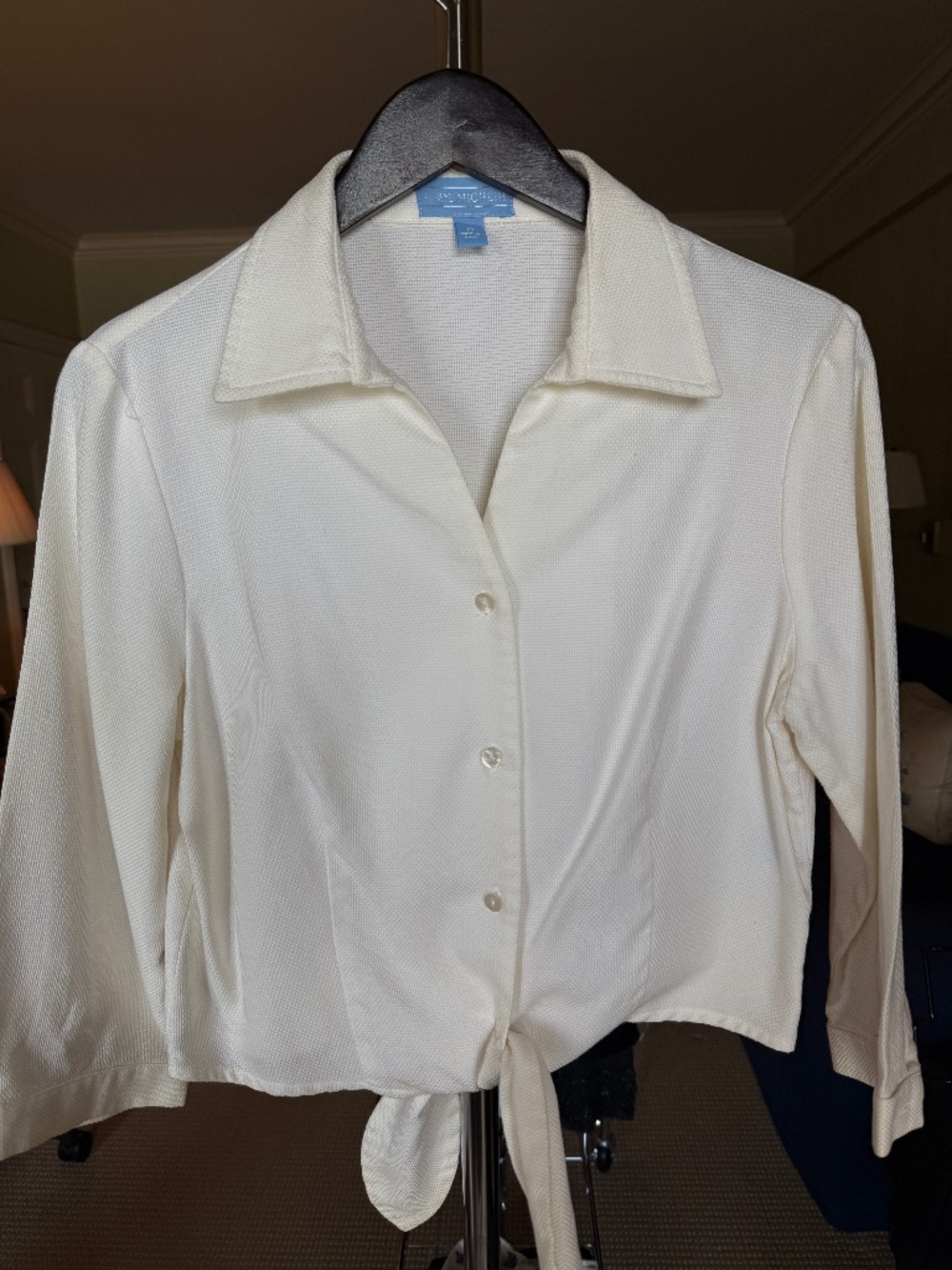 J. McLaughlin White Textured Tie Front Blouse Size 10 Made in USA